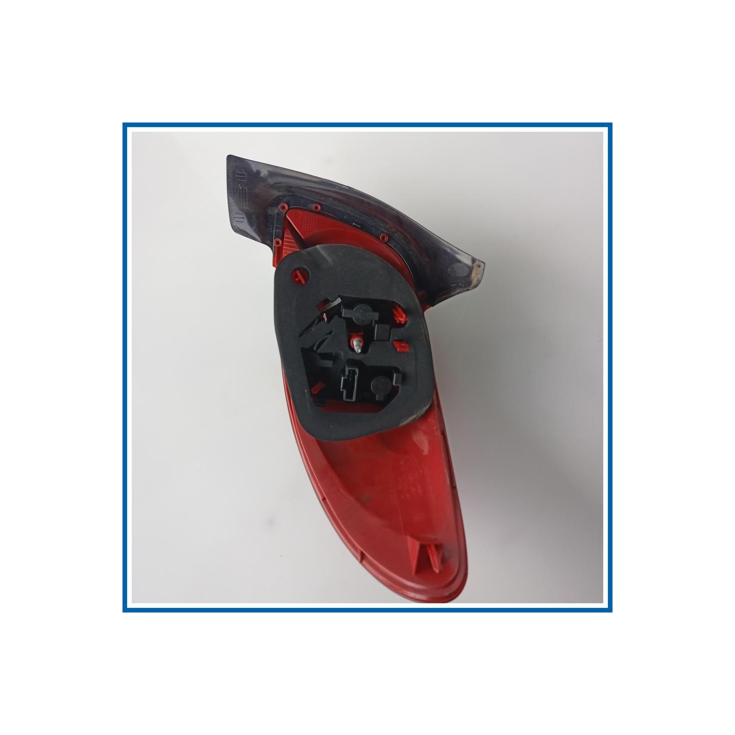 Fanale post. sx. PEUGEOT 206 Plus (02/09>)
