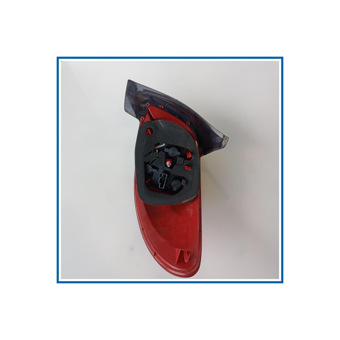 Fanale post. sx. PEUGEOT 206 Plus (02/09>)
