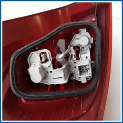 Fanale post. dx. FORD Fiesta VI