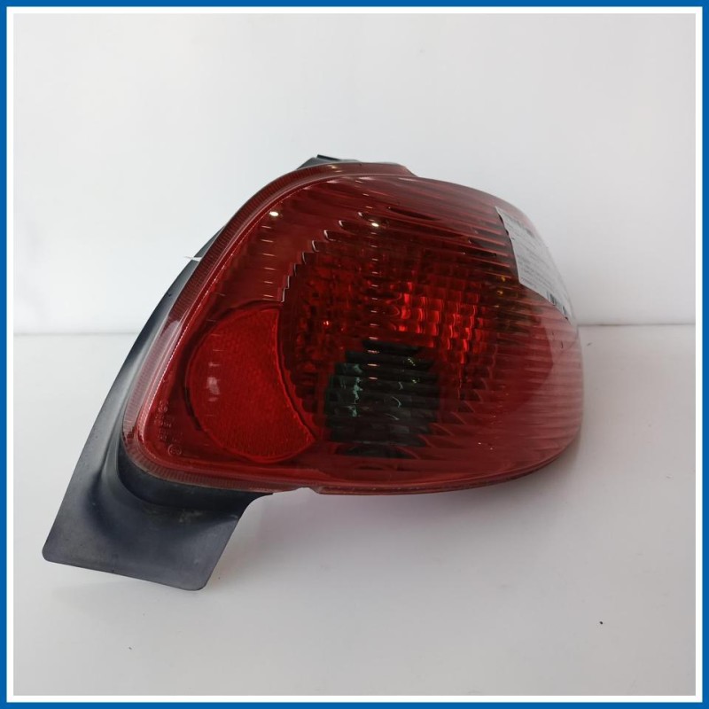 Fanale post. dx. PEUGEOT 206 (09/98>06/09