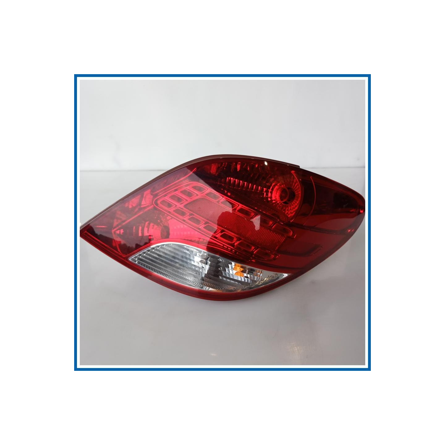 Fanale post. dx. PEUGEOT 207