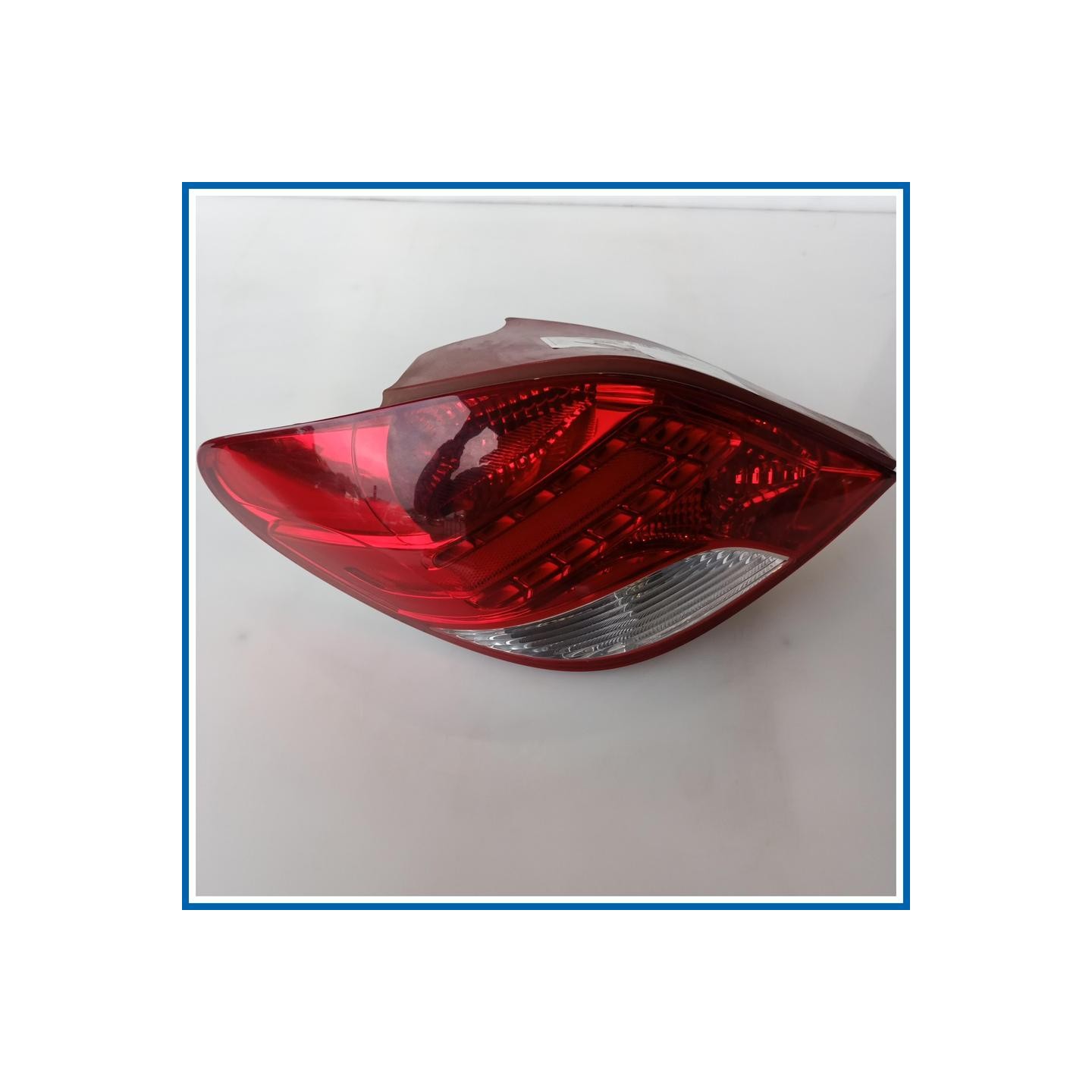 Fanale post. sx. PEUGEOT 207 (06/09>)