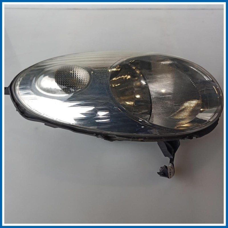 Proiettore ant. dx. NISSAN Micra III