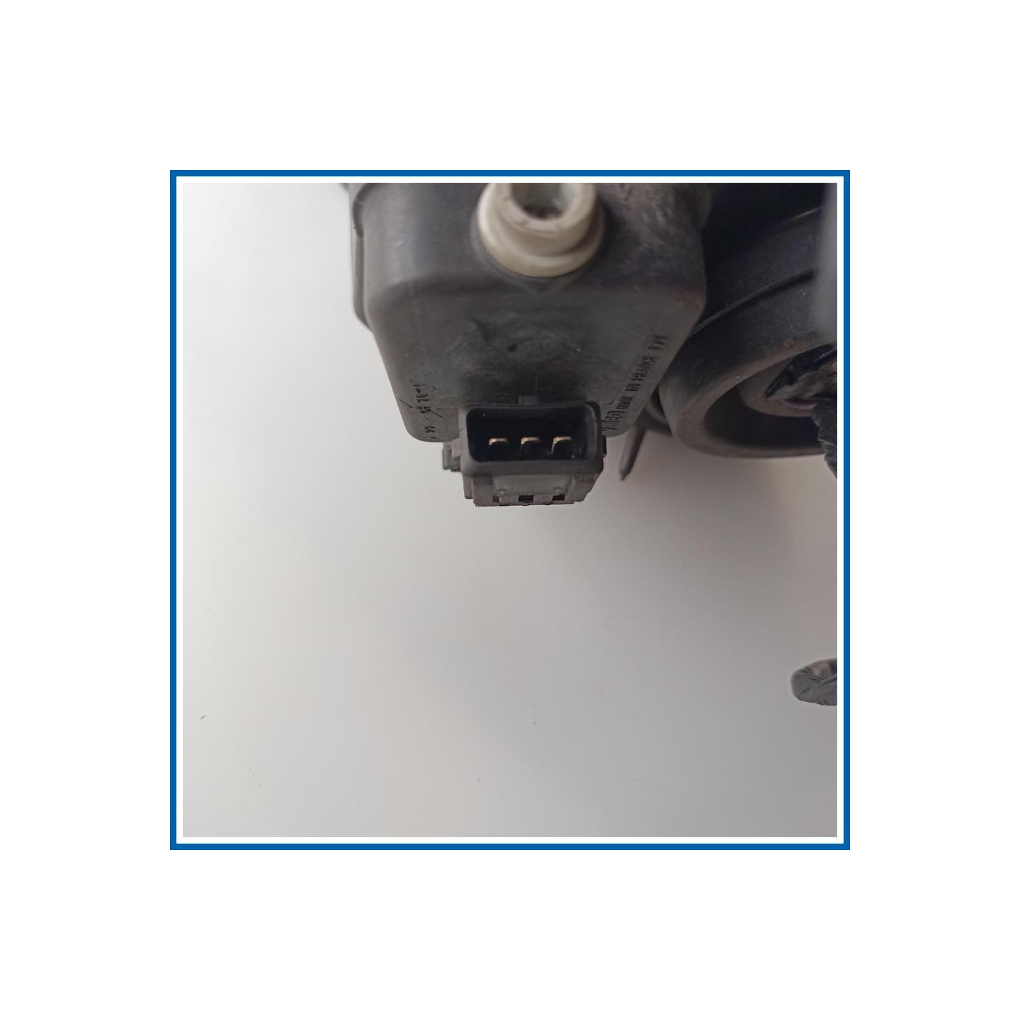 Proiettore ant. dx. NISSAN Micra III