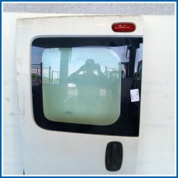 Porta di carico O:PORTA POST | sx. | post. OPEL Vivaro A