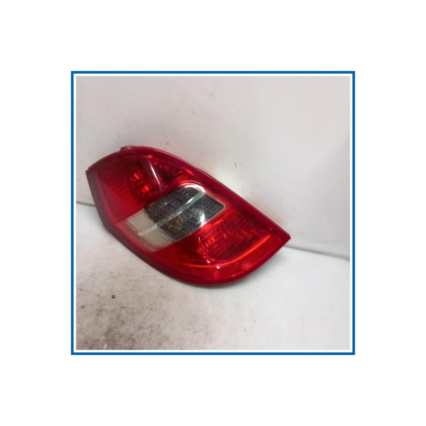 Fanale post. sx. MERCEDES Classe A W169
