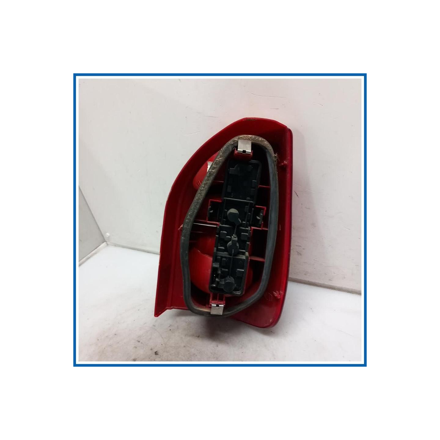 Fanale post. sx. CITROEN Xsara Picasso