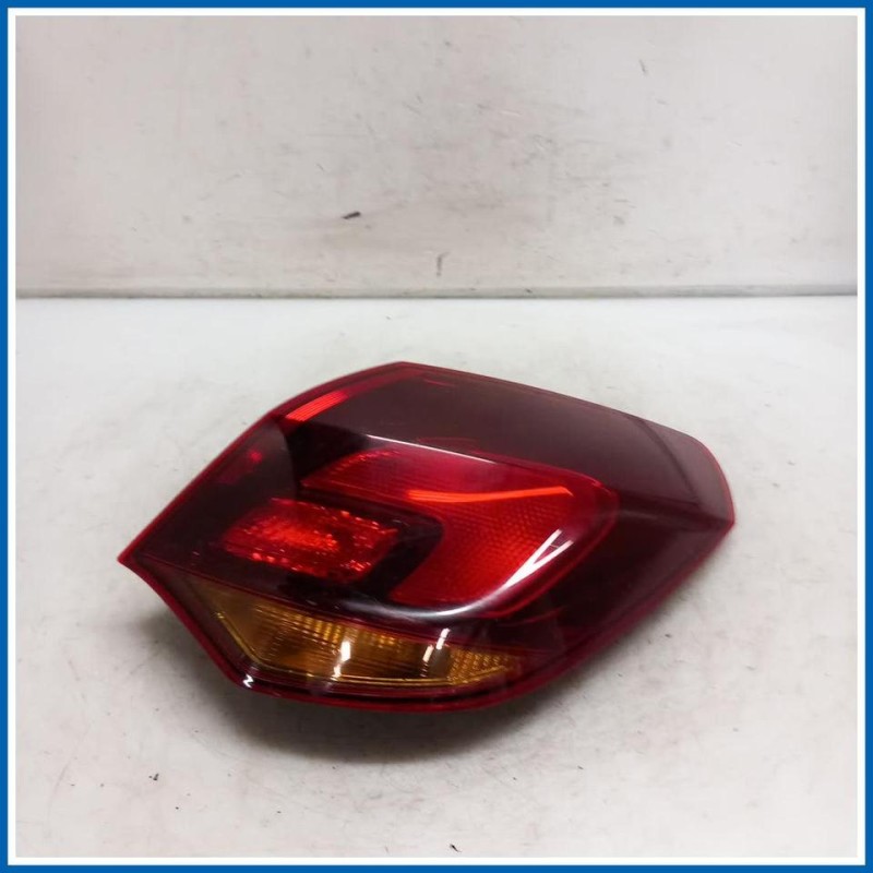 Fanale est. post. dx. OPEL ASTRA (P10) (10/09>06/18