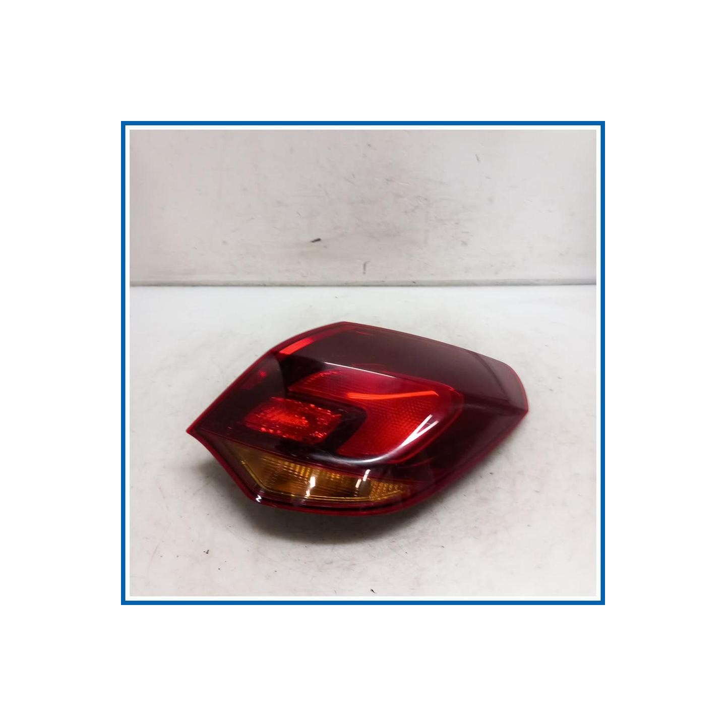 Fanale est. post. dx. OPEL ASTRA (P10) (10/09>06/18