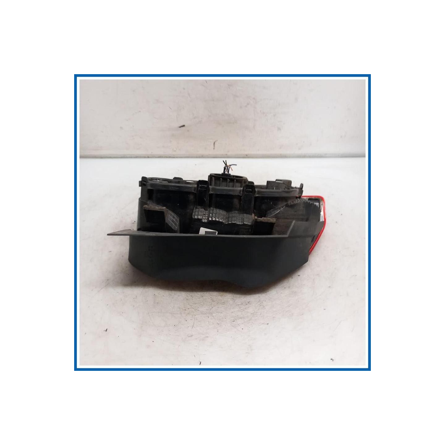 Fanale post. dx. FORD Tourneo Courier