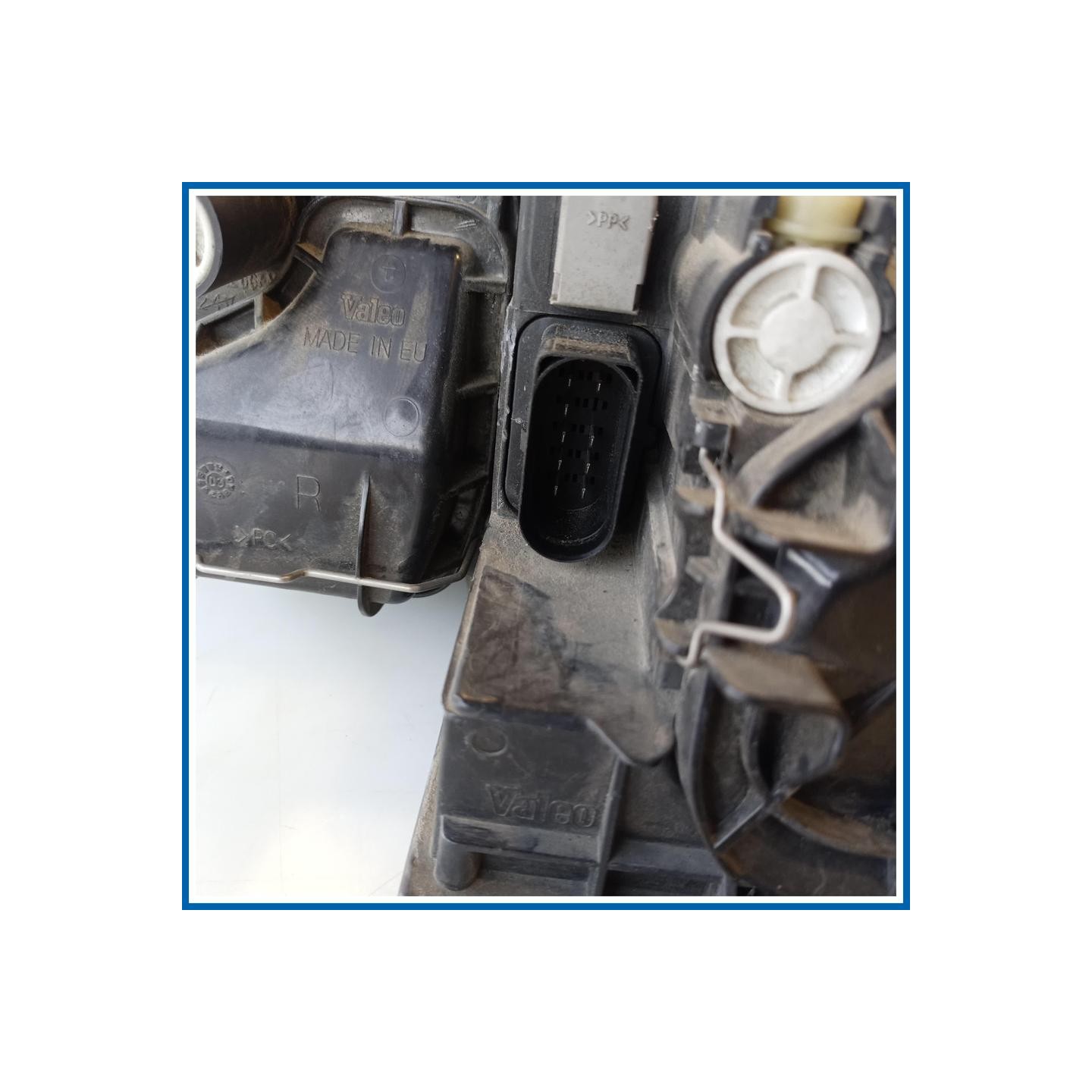 Proiettore ant. dx. AUDI A4 (8E) (11/00>11/04