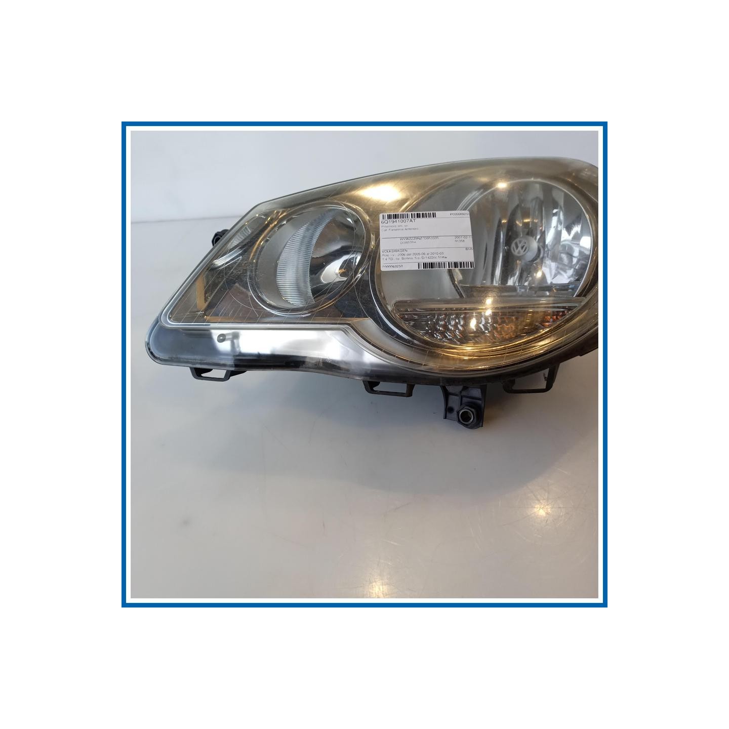 Proiettore ant. sx. VOLKSWAGEN POLO (9N) (04/05>)