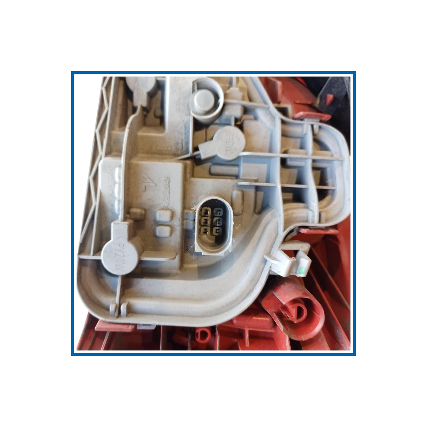 Fanale post. sx. AUDI A3 (8P) (04/03>06/10