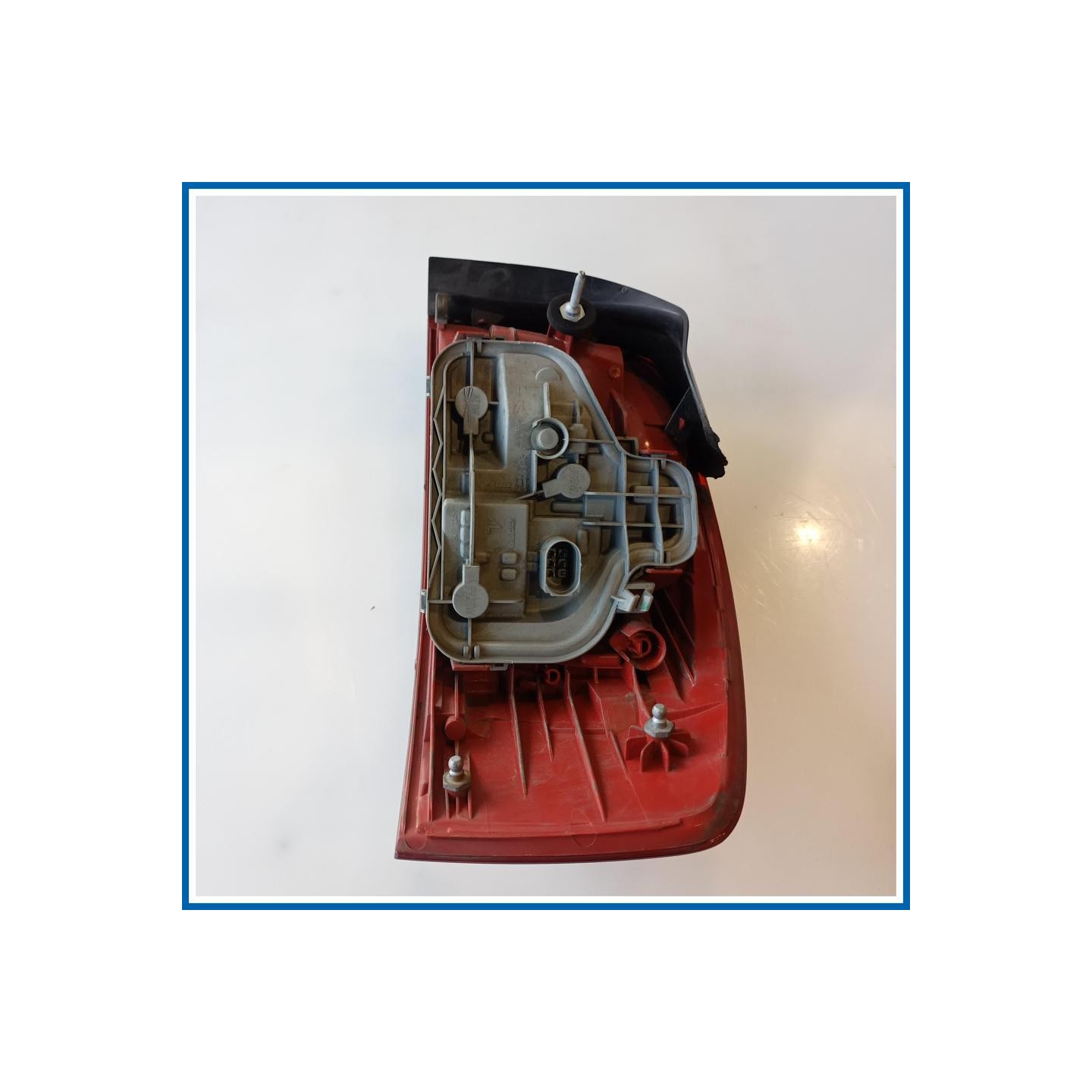 Fanale post. sx. AUDI A3 (8P) (04/03>06/10