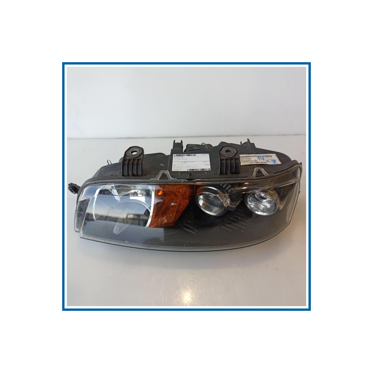 Proiettore ant. sx. FIAT Punto II