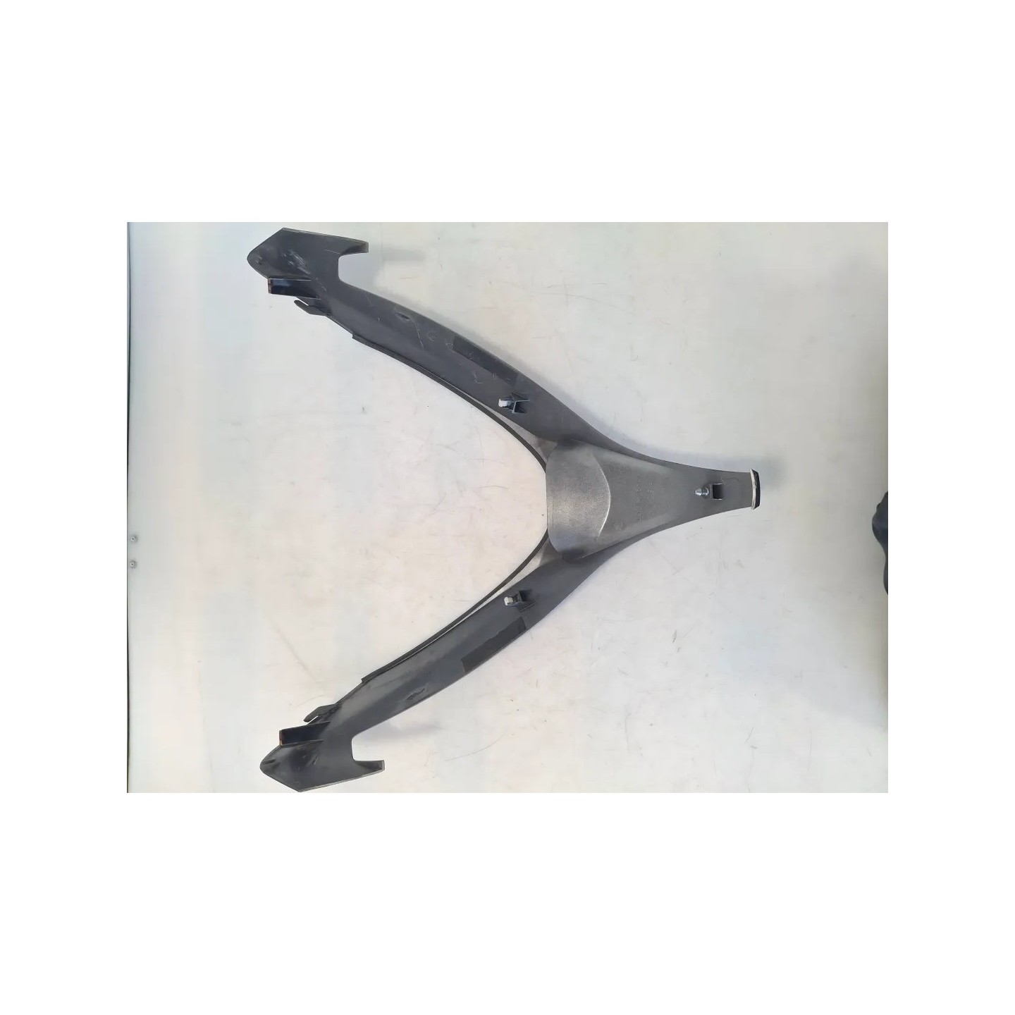 Carenatura anteriore superiore Suzuki AN Burgman 400 (E3) AN Burgman 400 