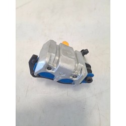 Pinza freno anteriore completo Suzuki AN Burgman 400 (E3) AN Burgman 400 Sinistro