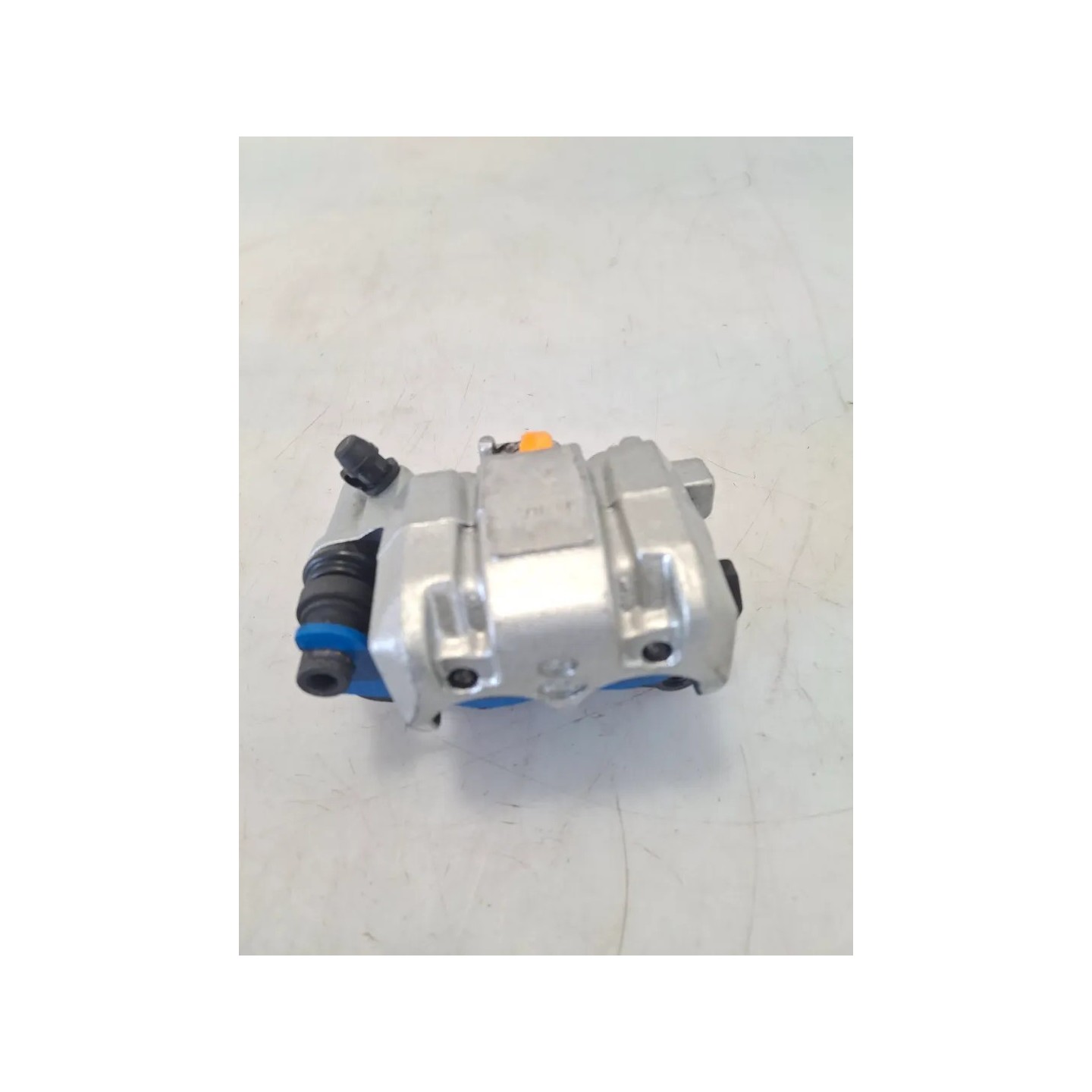 Pinza freno anteriore completo Suzuki AN Burgman 400 (E3) AN Burgman 400 Destro