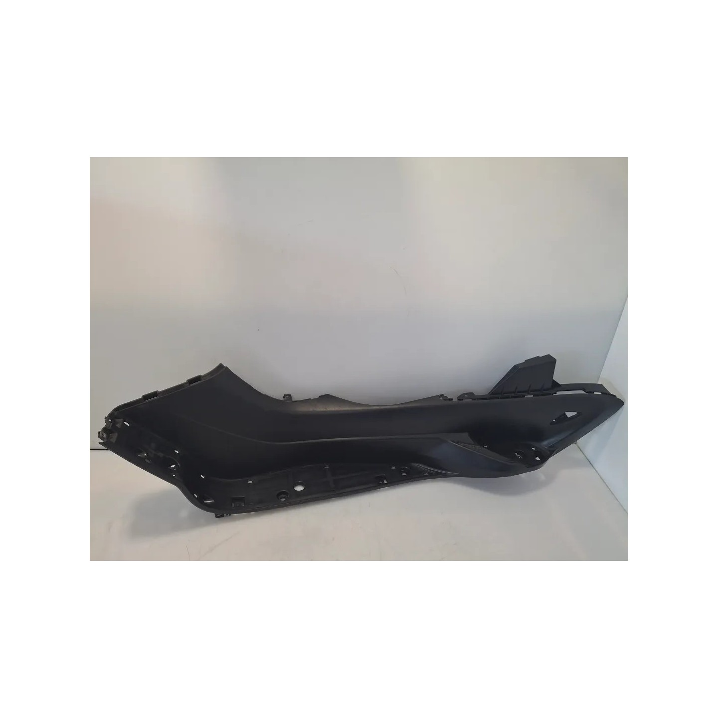 Pavimento laterale appoggiapiedi Yamaha Majesty 400 Majesty 400 (E3) ABS Sinistro