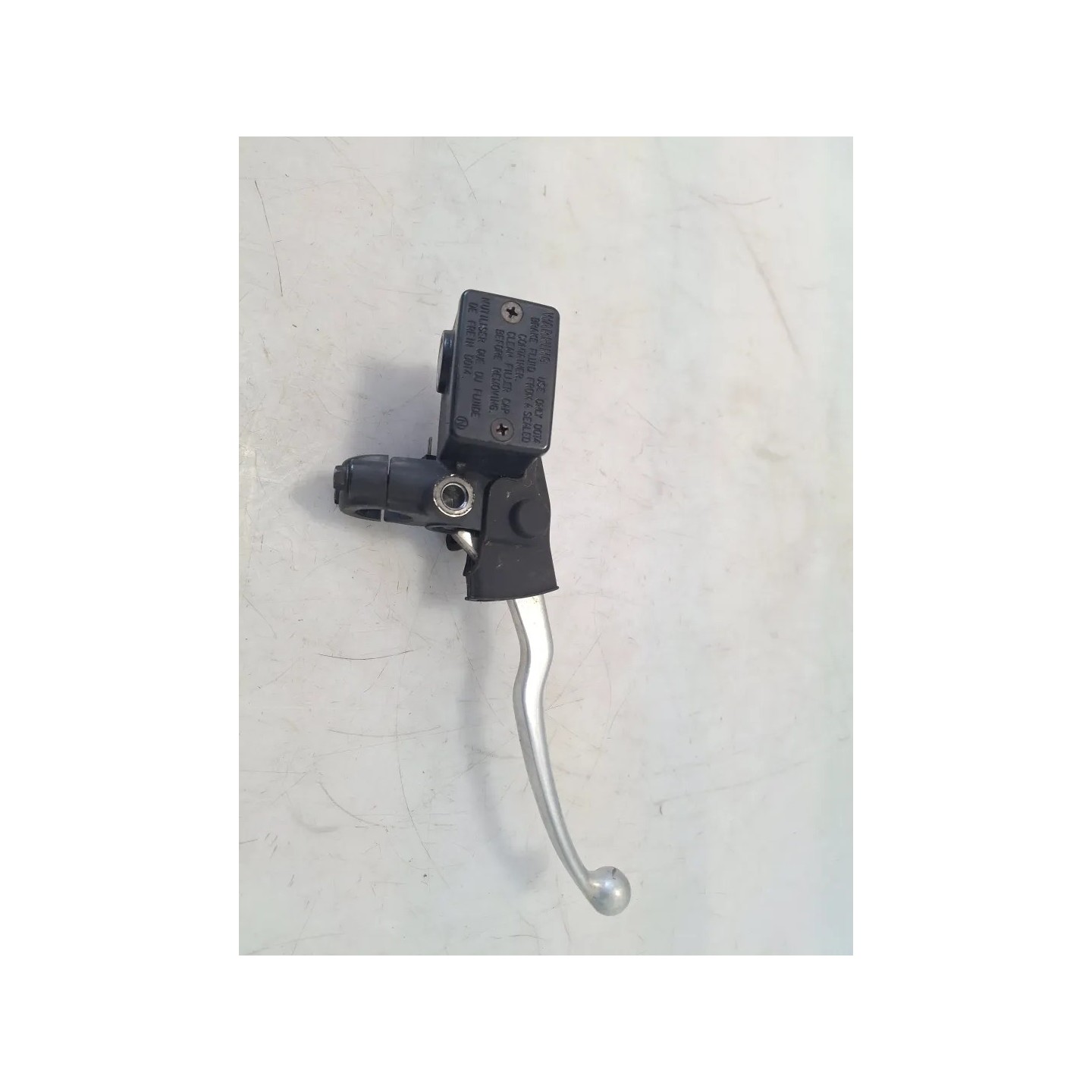 Pompa con serbatoio liquido freni anteriore Suzuki AN Burgman 400 (E3) AN Burgman 400 
