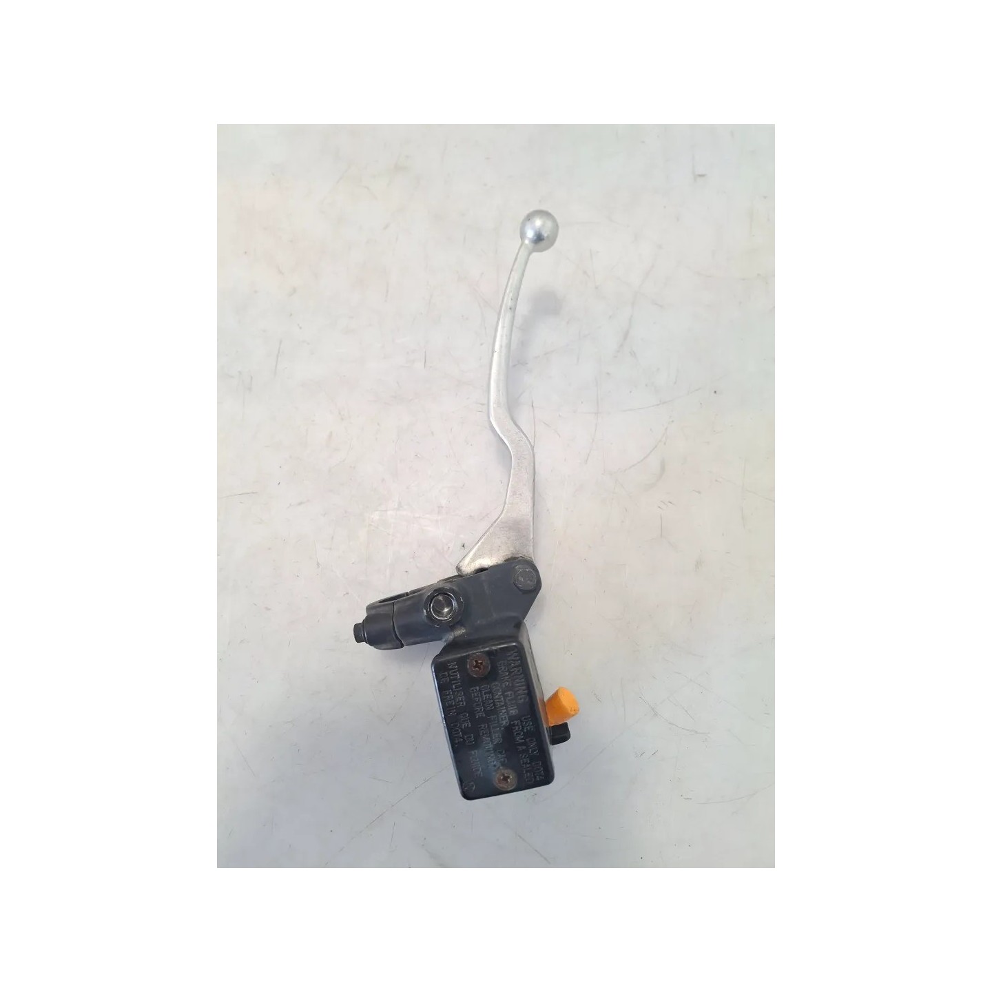 Pompa con serbatoio liquido freni posteriore Suzuki AN Burgman 400 (E3) AN Burgman 400 