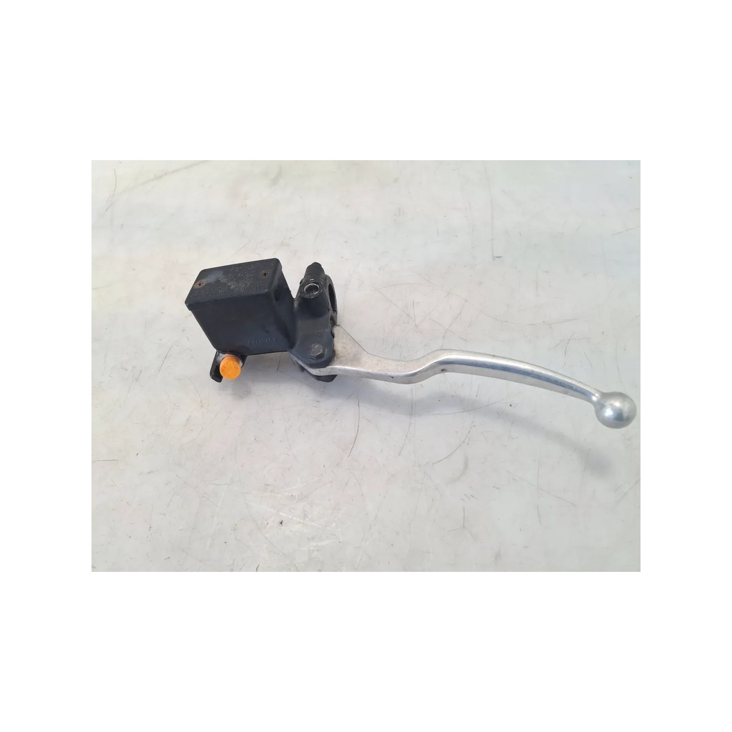 Pompa con serbatoio liquido freni posteriore Suzuki AN Burgman 400 (E3) AN Burgman 400 