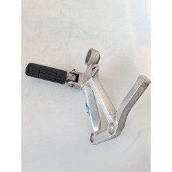 Supporto pedana appoggiapiede posteriore Yamaha FZS 600 FZS 600 Fazer Destro