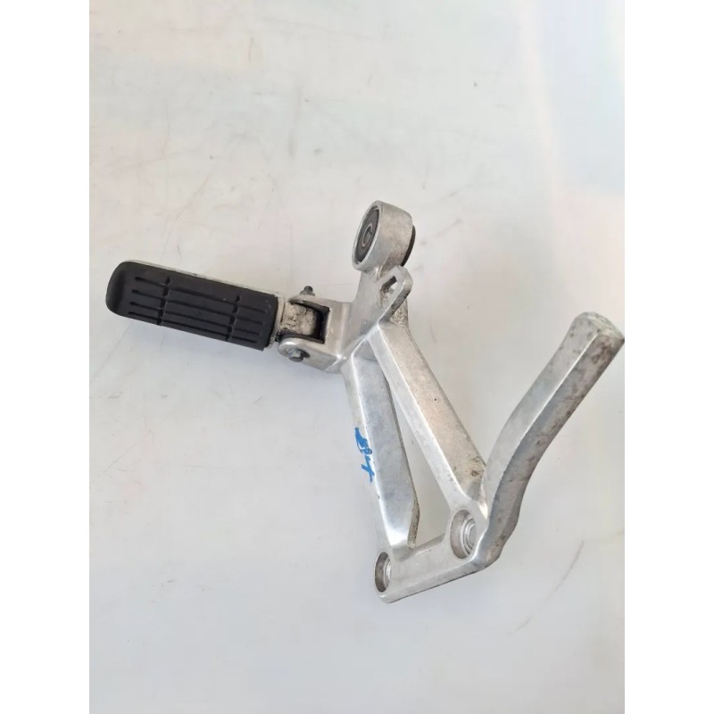 Supporto pedana appoggiapiede posteriore Yamaha FZS 600 FZS 600 Fazer Destro