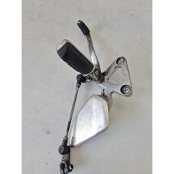 Supporto pedana appoggiapiede anteriore Yamaha FZS 600 FZS 600 Fazer Sinistro