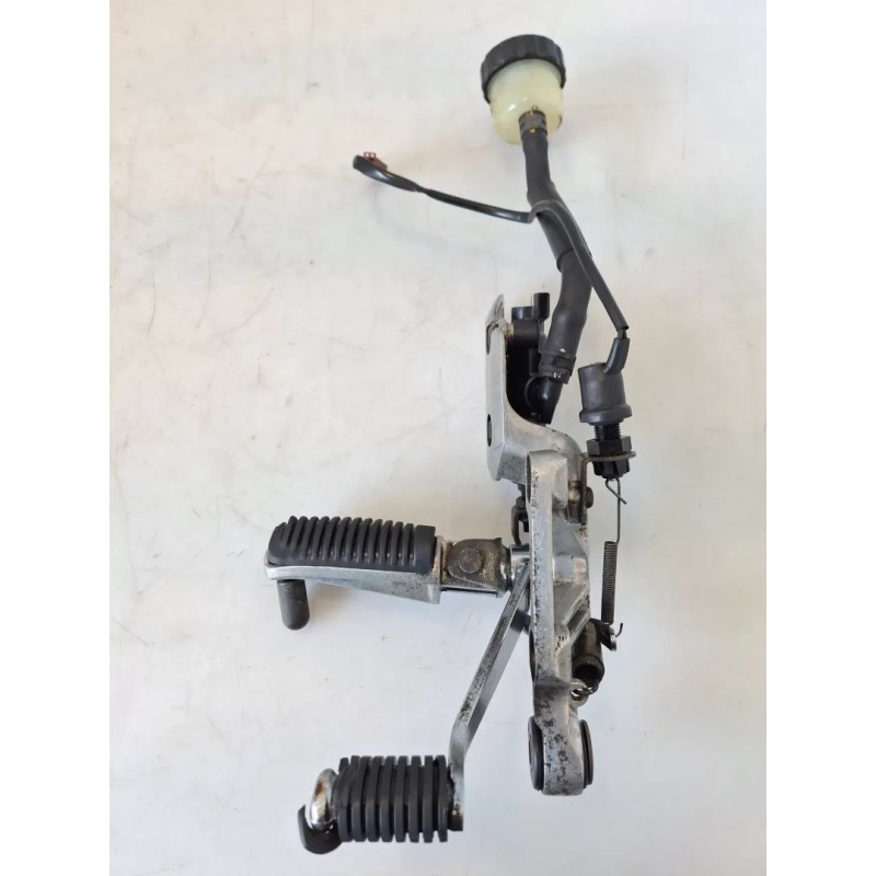 Supporto pedana appoggiapiede anteriore Yamaha FZS 600 FZS 600 Fazer Destro