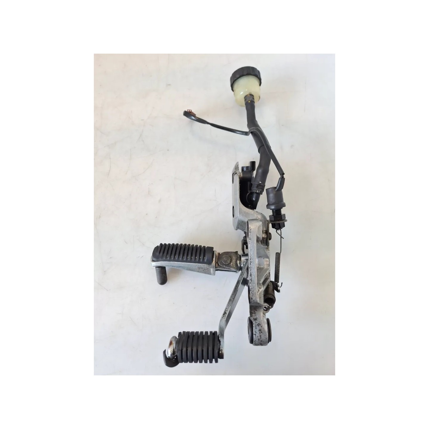 Supporto pedana appoggiapiede anteriore Yamaha FZS 600 FZS 600 Fazer Destro