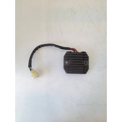 Regolatore tensione Yamaha FZS 600 FZS 600 Fazer 