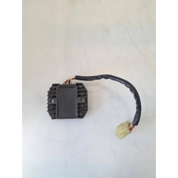 Regolatore tensione Yamaha FZS 600 FZS 600 Fazer 