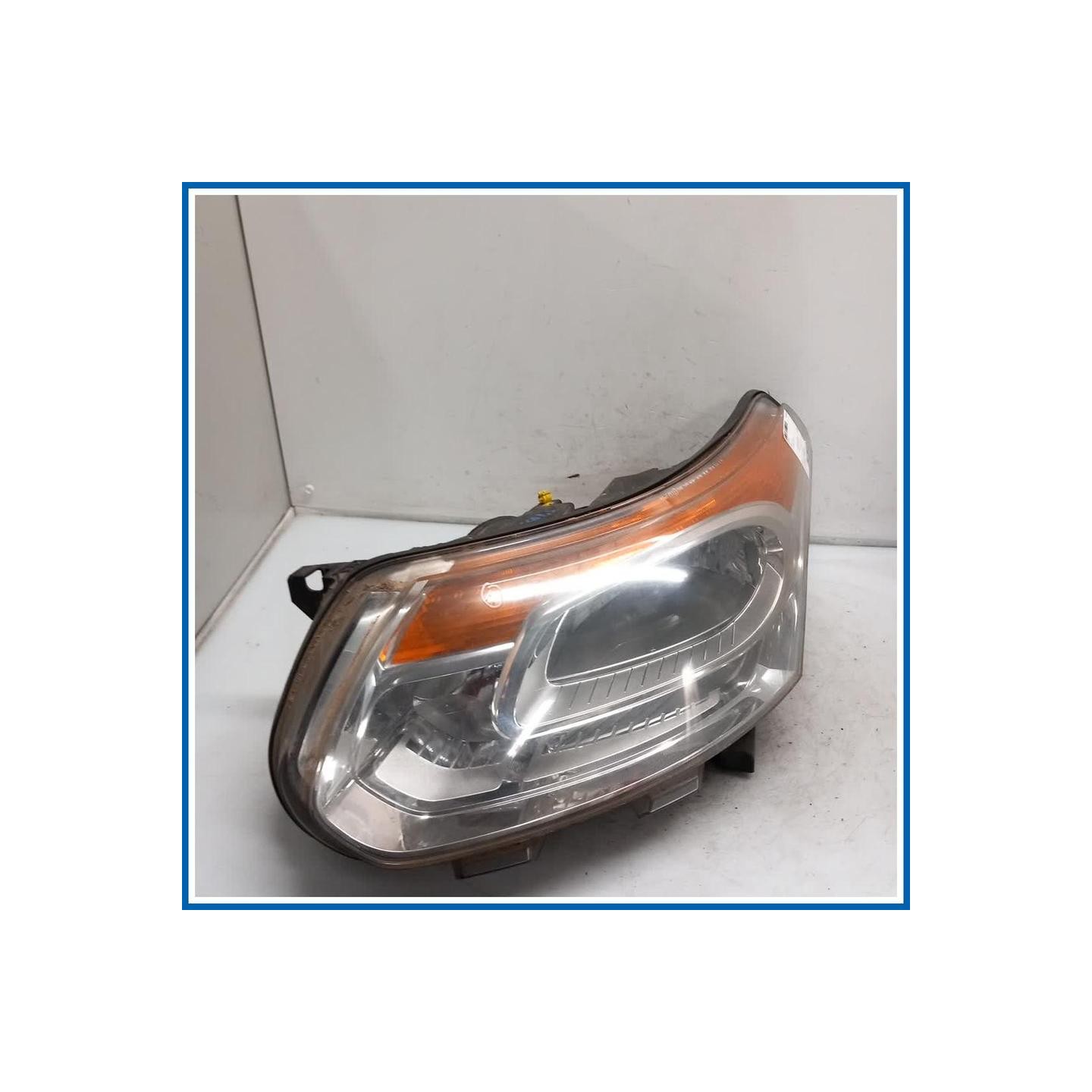 Proiettore ant. sx. CITROEN C3 Picasso