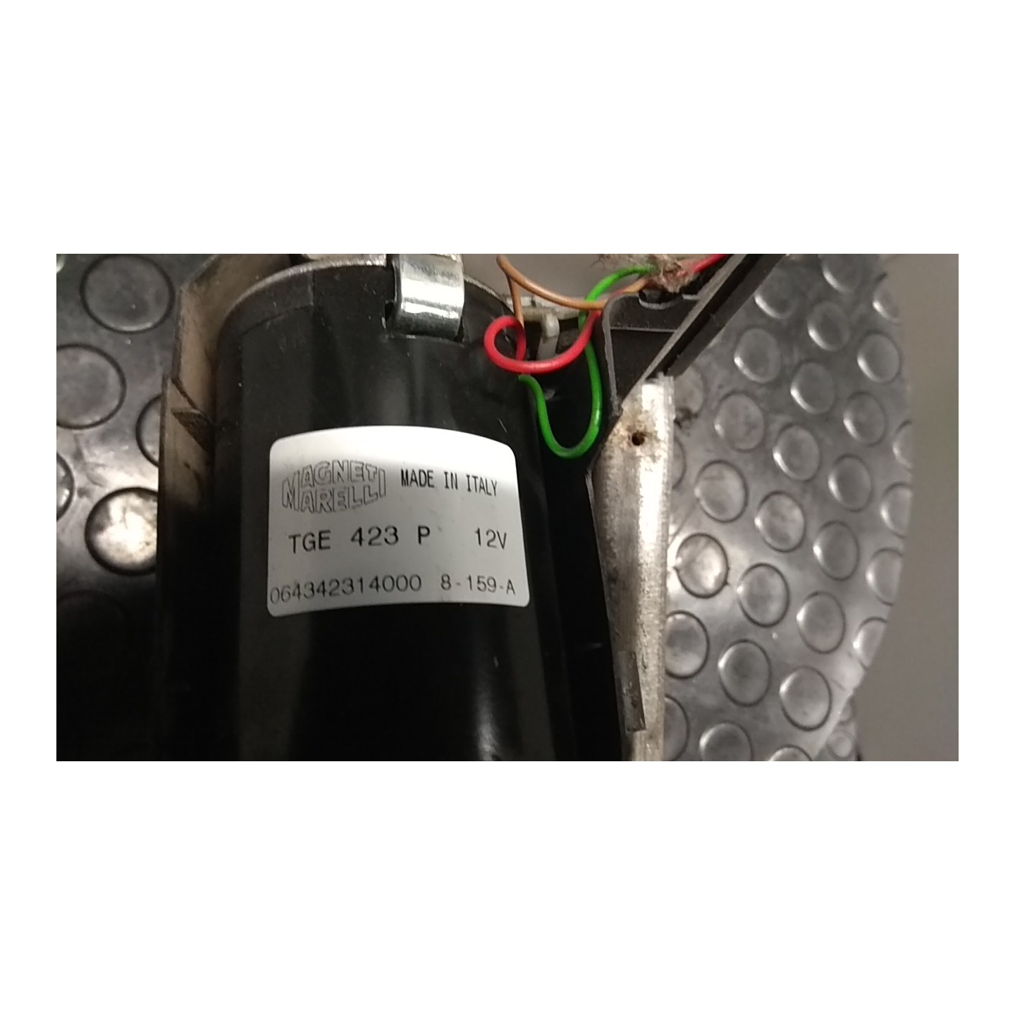 MOTORINO TERGIPARABREZZA 135 FIAT PUNTO 1A SERIE (11/93-10/99) 176B2000 9943879