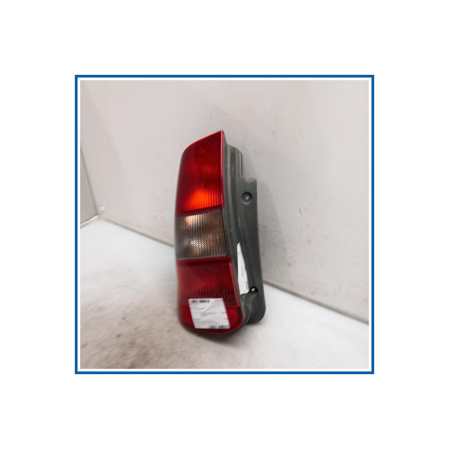 Fanale post. sx. MITSUBISHI Space Star I