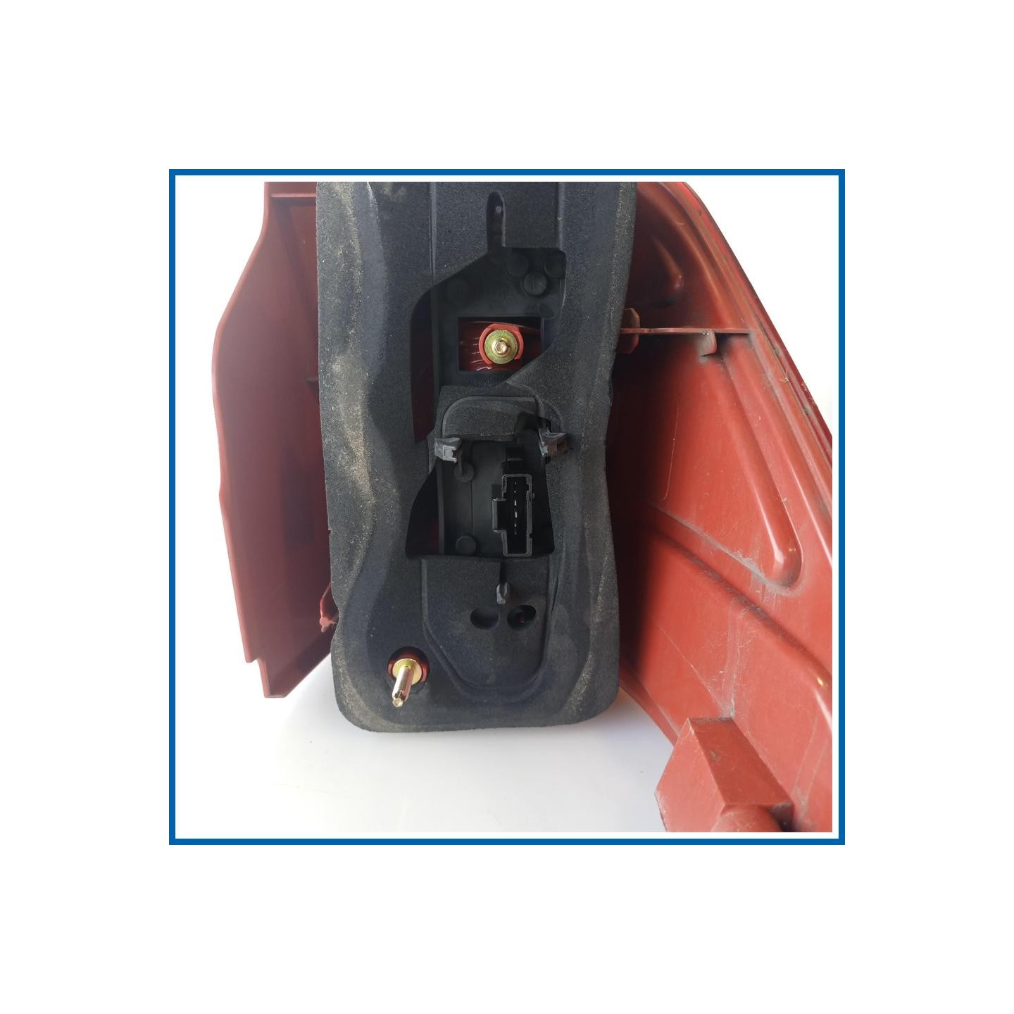 Fanale post. sx. PEUGEOT 1007