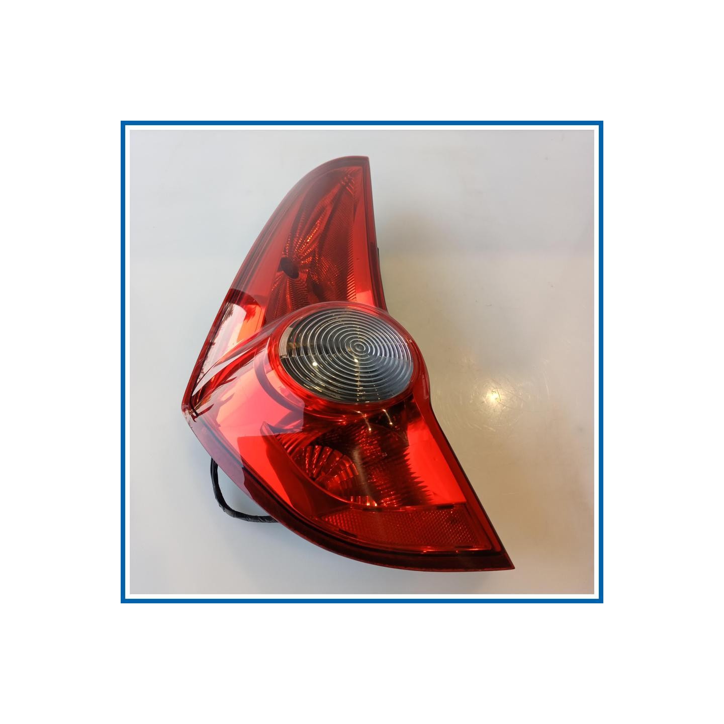 Fanale post. sx. OPEL AGILA (H08) (01/08>)