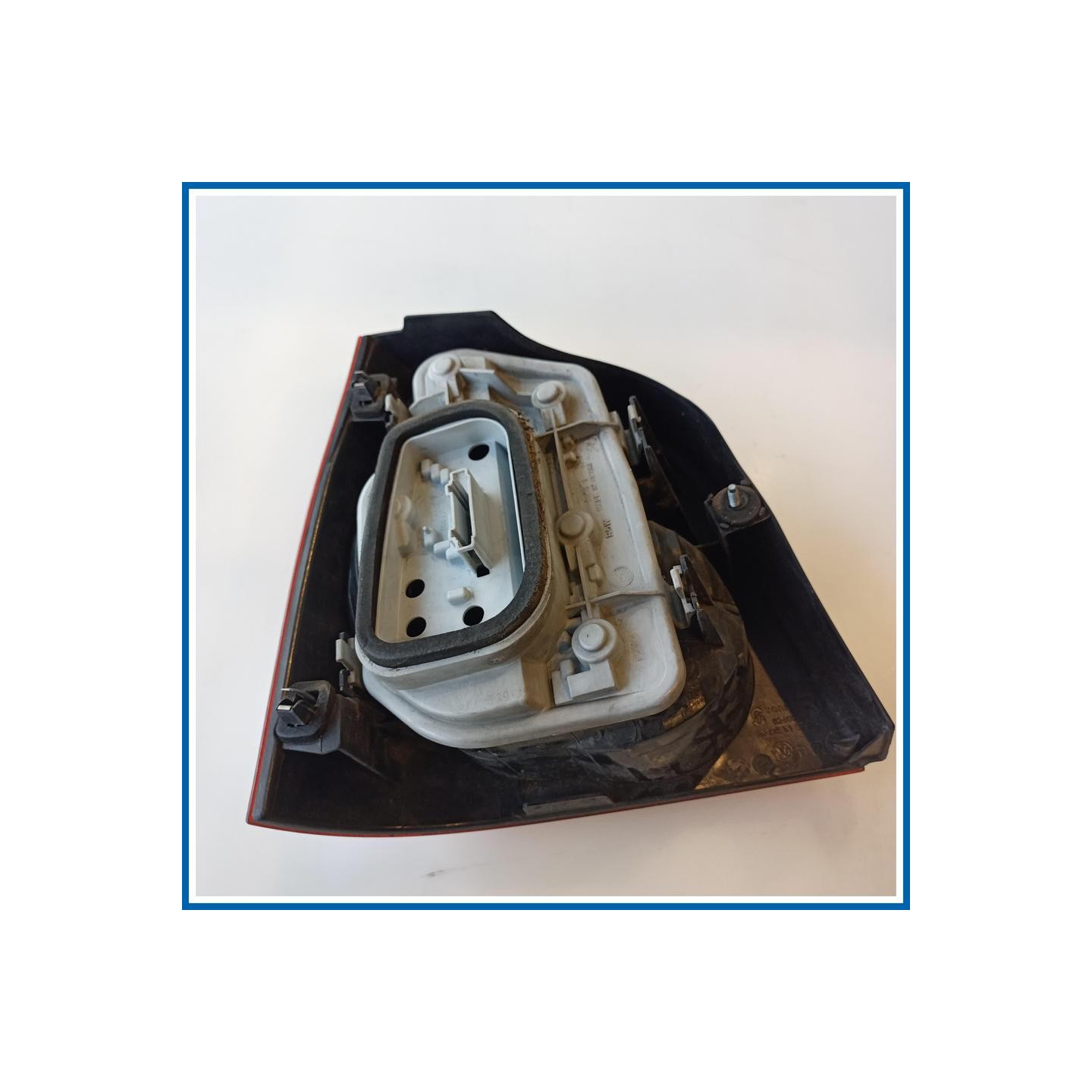Fanale post. dx. VOLKSWAGEN POLO (9N) (10/01>03/05