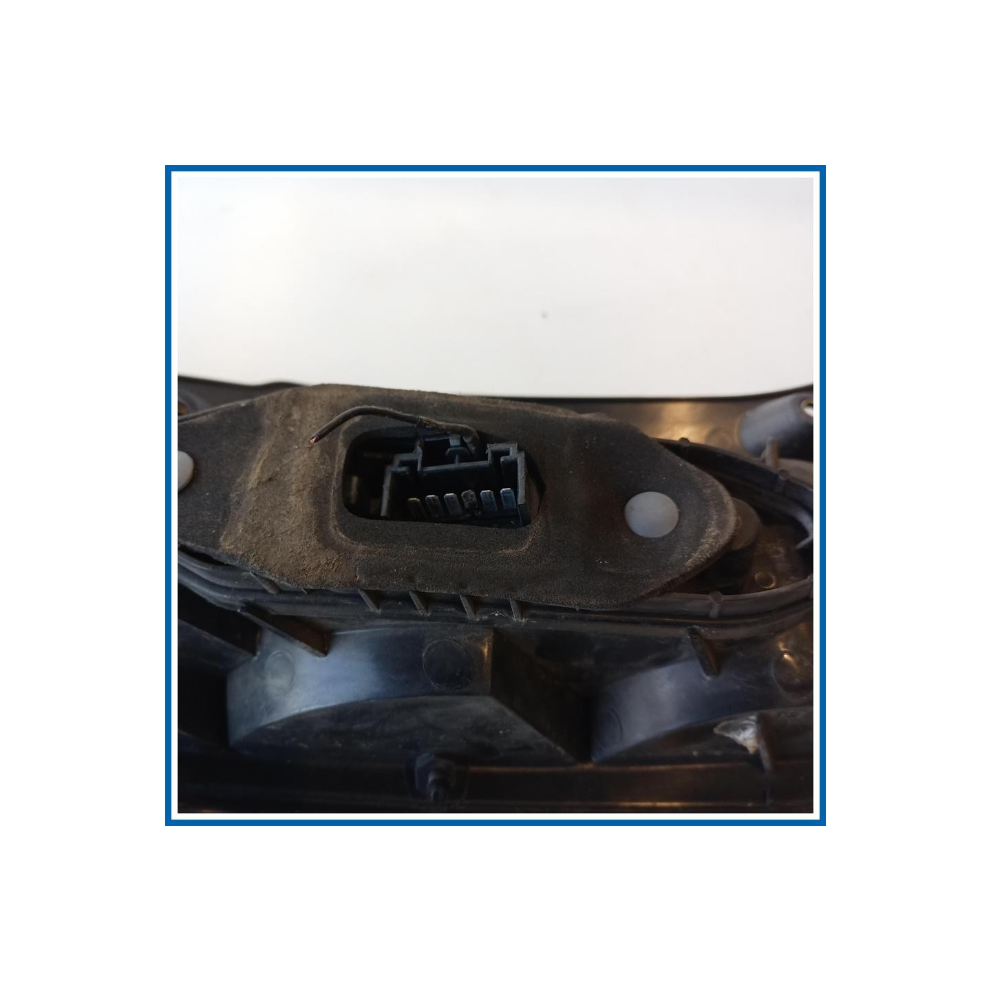 Fanale post. sx. LANCIA YPSILON (TE) (06/03>09/06