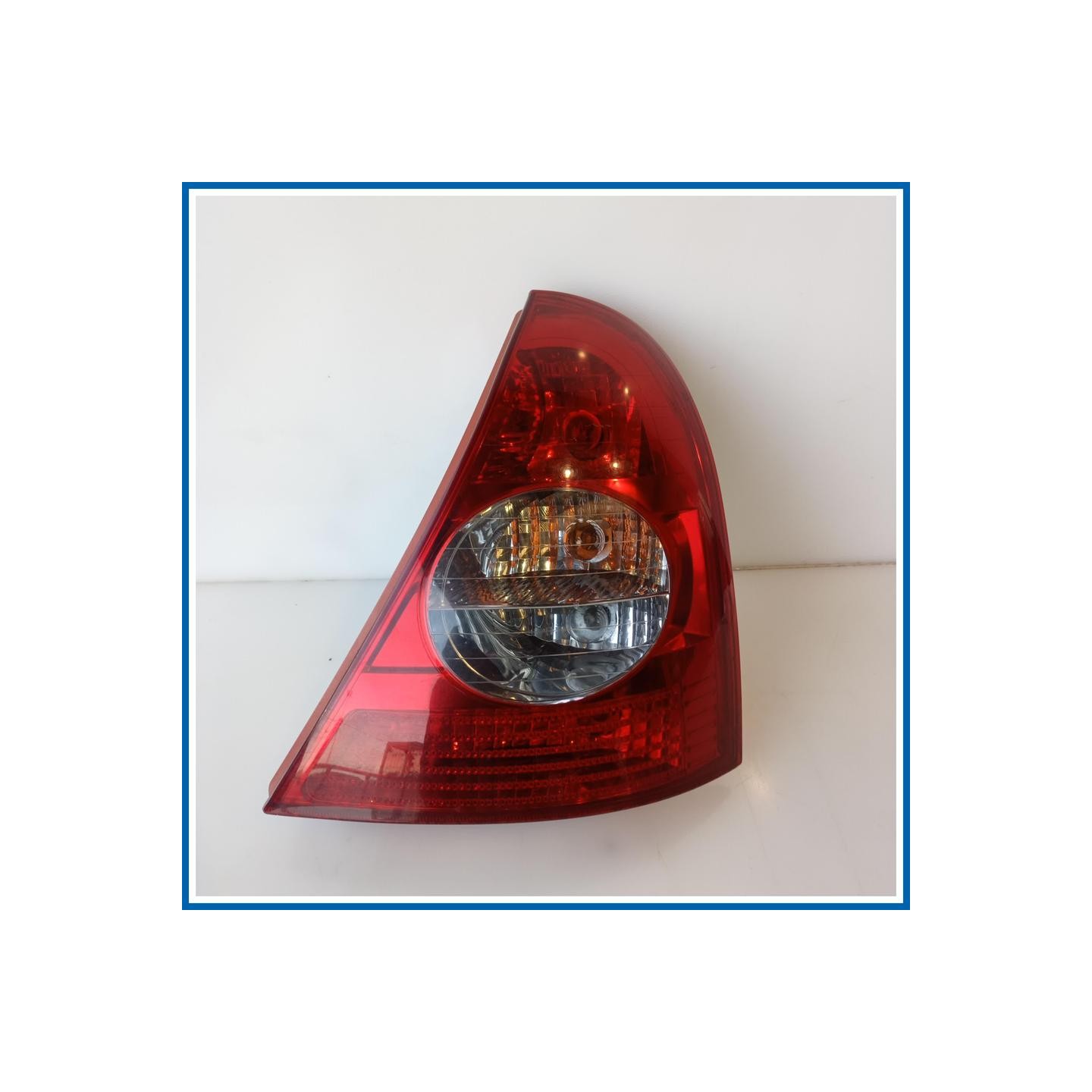 Fanale post. dx. RENAULT CLIO 2A SERIE (05/01>11/10