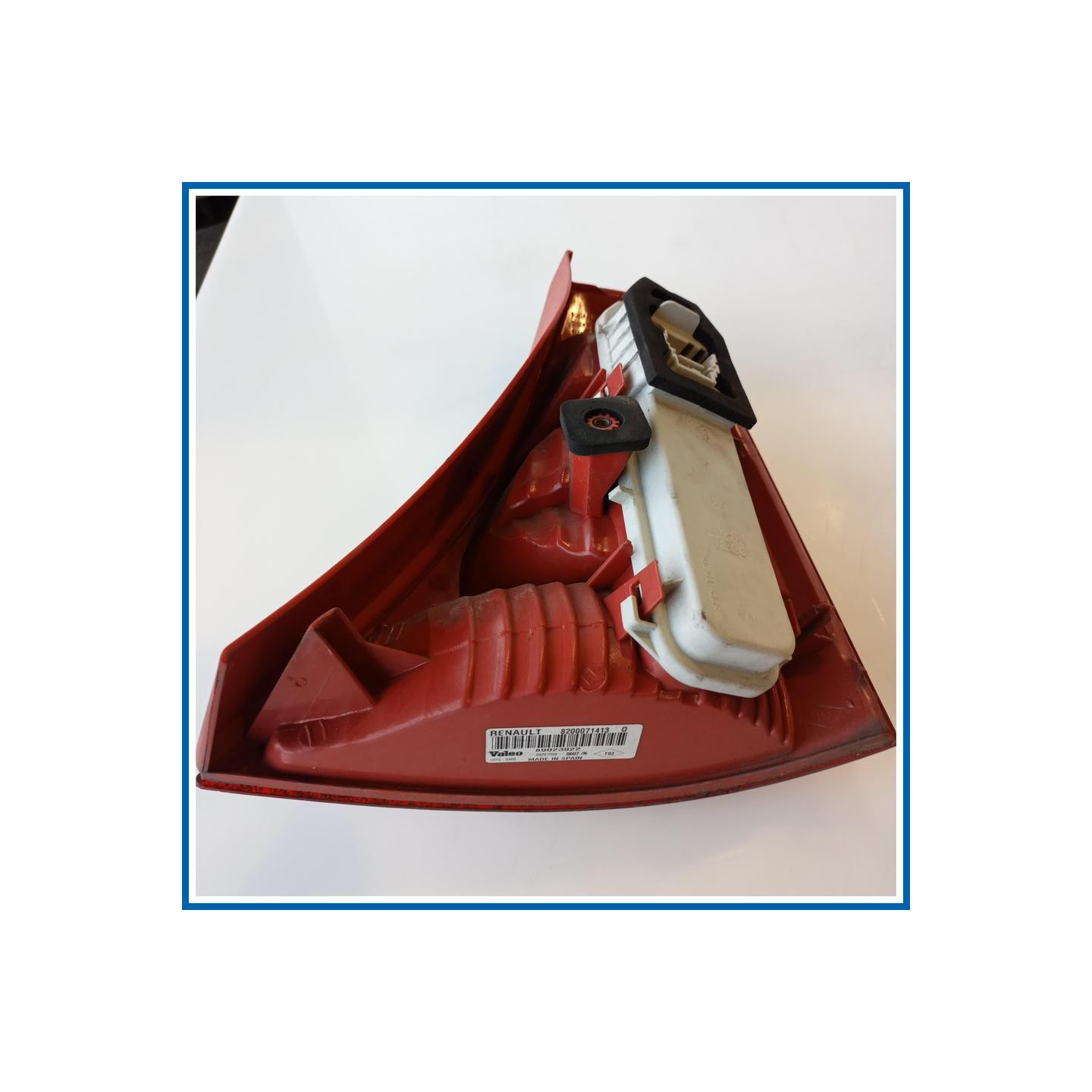 Fanale post. sx. RENAULT CLIO 2A SERIE (05/01>11/10