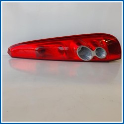 Fanale post. dx. FORD Fiesta V