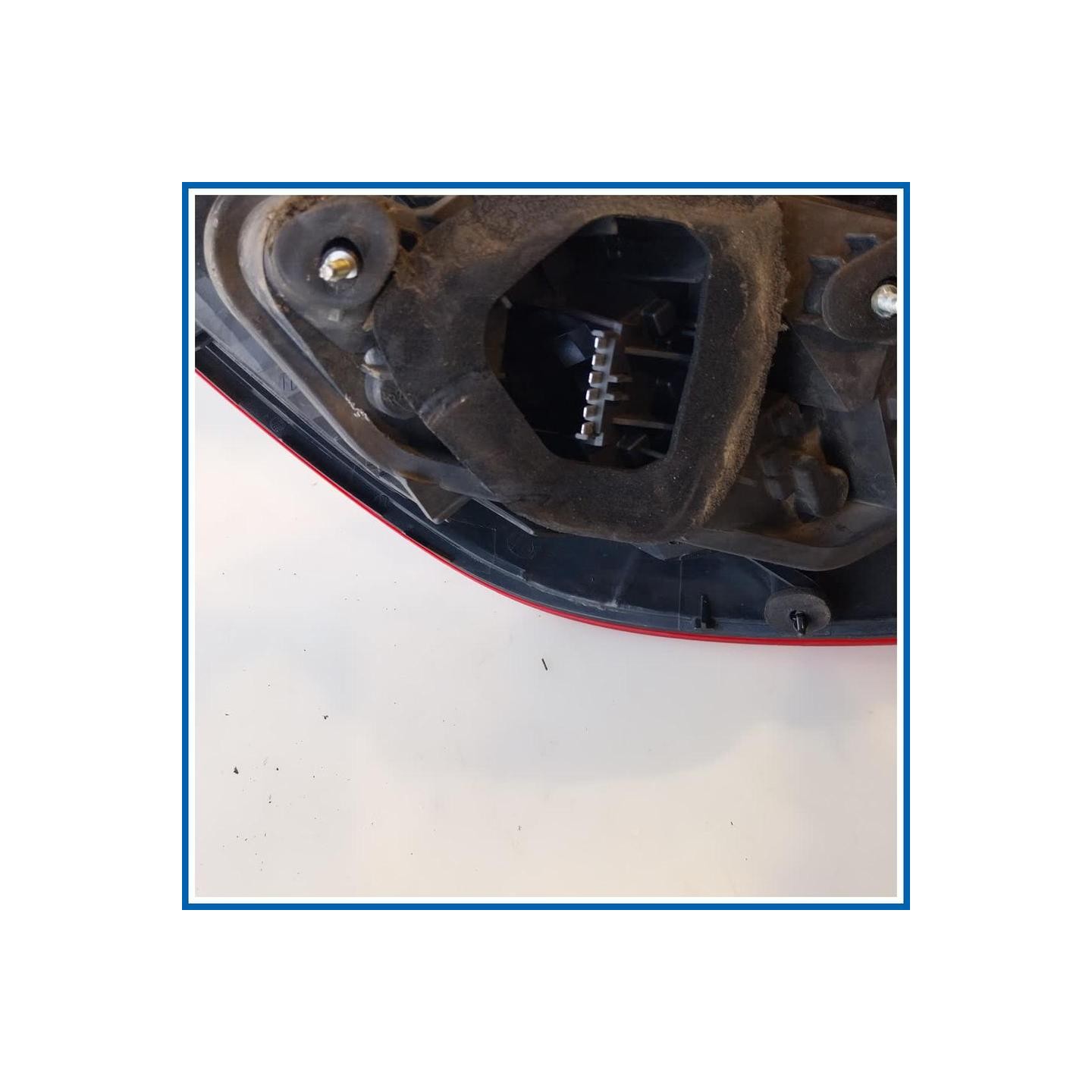 Fanale post. sx. OPEL CORSA (S07) (07/06>02/11