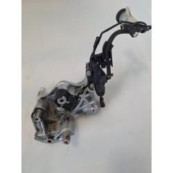Supporto pedana appoggiapiede anteriore Bmw F 800 R (217) (E3) (09-15) F 800 R Destro