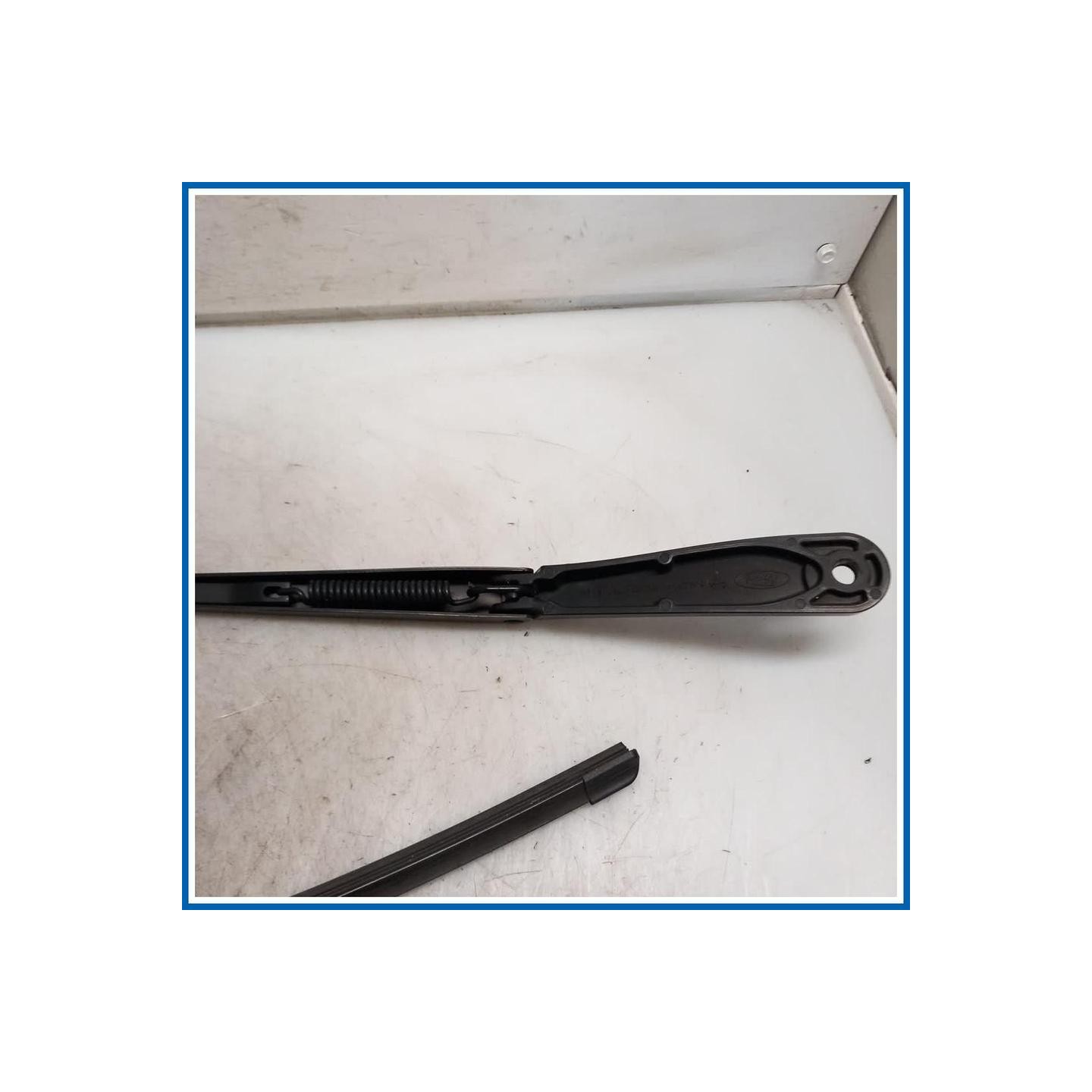 Braccio tergicristallo parabrezza dx. FORD Transit VI