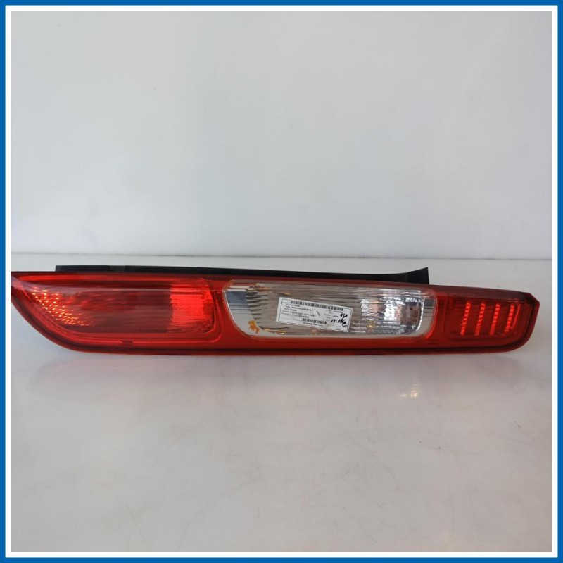 Fanale post. dx. FORD FOCUS (CAP) (11/04>06/08