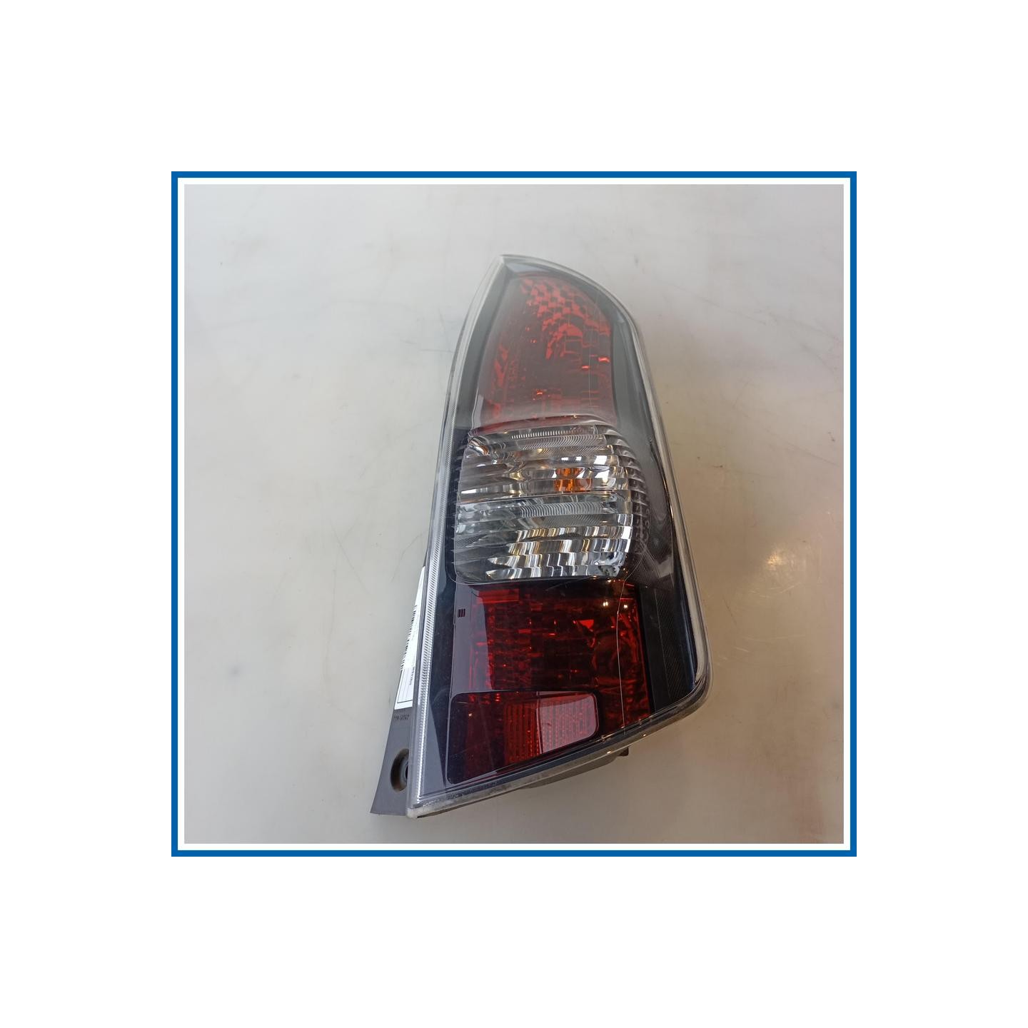 Fanale post. dx. DAIHATSU SIRION 2a Serie (01/05>)