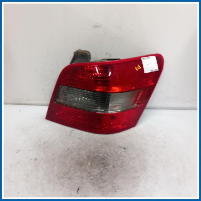 Fanale post. dx. MERCEDES Classe GLK X204