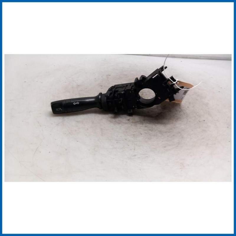 Devioguida luci sx. HYUNDAI i40 CW